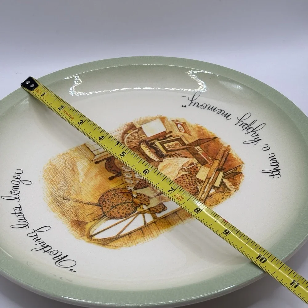 Holly Hobbie Collector Plate Vtg 1970s Nothing Lasts‎ Longer Than a Happy Memory
